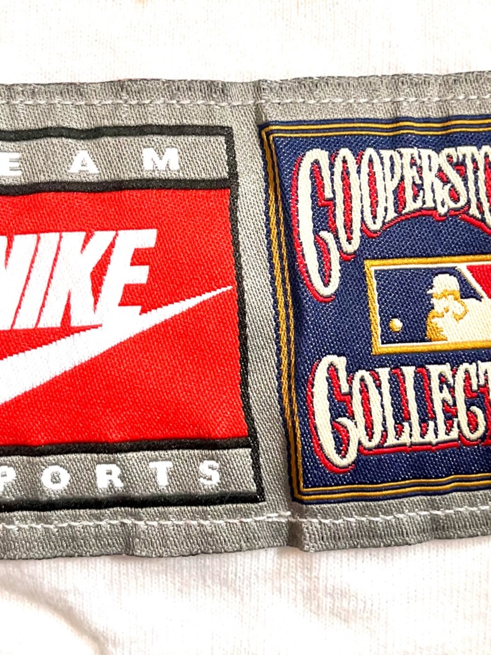 Nike Men’s White Short-Sleeve Yankee Stadium Cooperstown Collection Graphic Tee - Picture 3 of 5